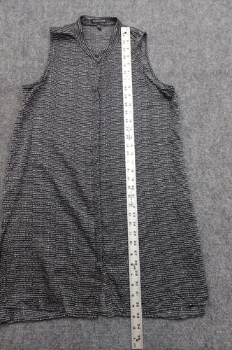 Vestido recto de seda Eileen Fisher pequeño negro estampado sin mangas cuello en V rodilla - Imagen 6 de 10