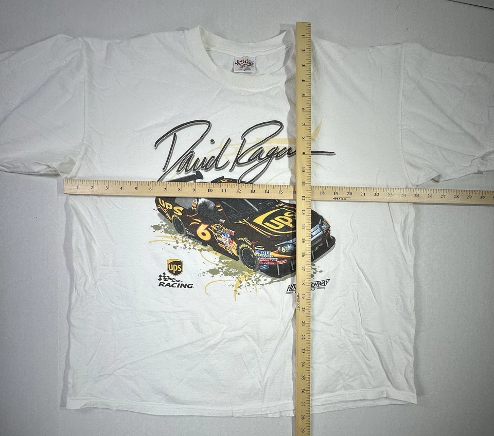 Vintage NASCAR David Ragan UPS Racing #6 Roush Fenway T-Shirt White 2XL - Image 3 of 4