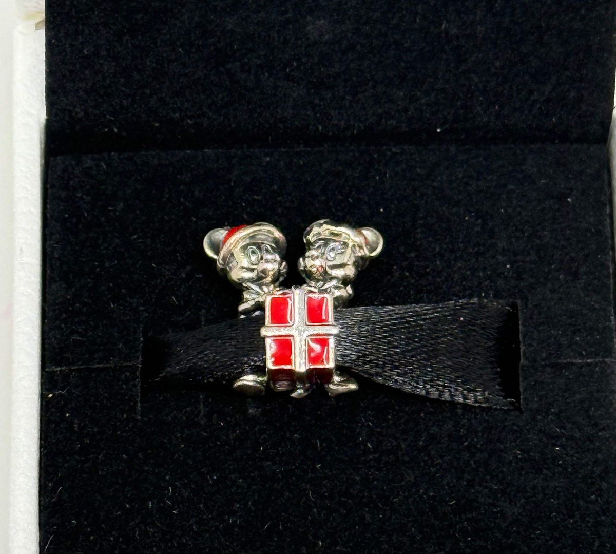 Disney Mickey and Minnie Holiday Present Pandora Charm | eBay