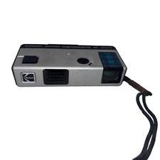 Vintage Kodak Pocket Instamatic 10 film Camera Gray-Works-roll used film in it