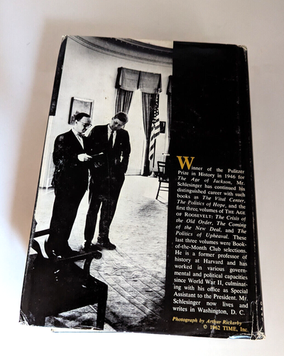 A Thousand Days Arthur Schesinger Jr John Kenndy in the White House T-27 - Imagen 2 de 2