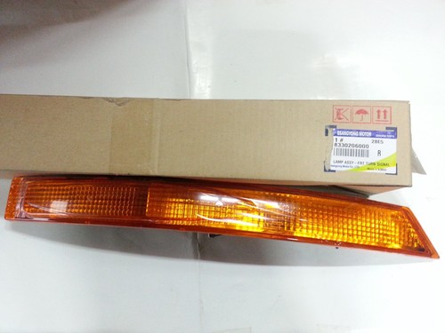 Genuine FRONT TURN SIGNAL LAMP-RH Yellow SSANGYONG KORANDO #8330206000  +Express - Bild 1 von 6