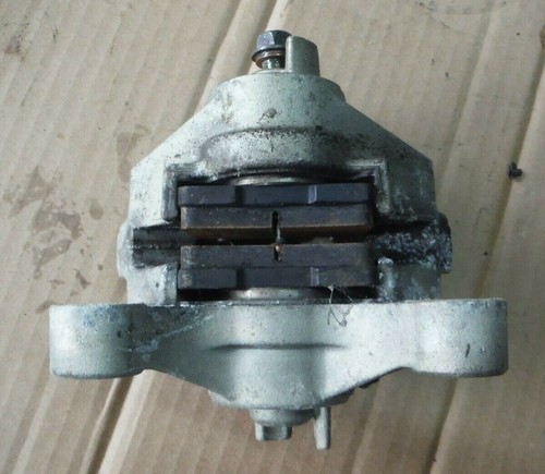 OEM 2000 00 YAMAHA PHAZER PZ500 PZ 500 MOUNTAIN LITE BRAKE CALIPER M61-16 - Picture 2 of 2