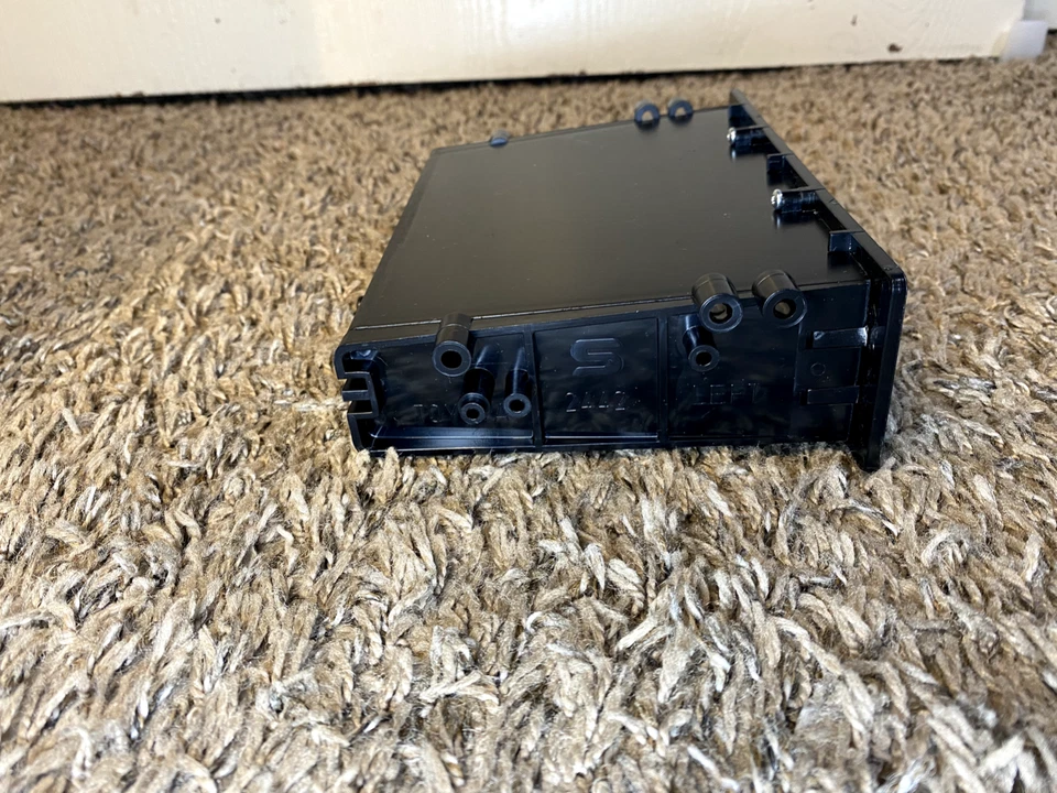 Kit de instalación de radio Scosche TA2154B - USADO Foto 4 de 4