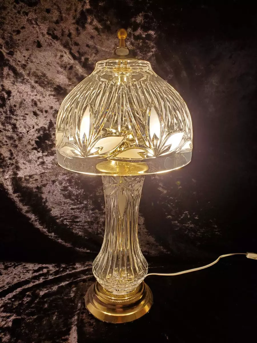 Vintage crystal boudoir lamps deals