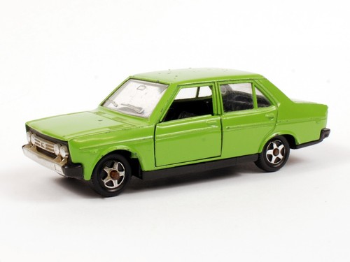 Mebetoys Fiat 131 Mirafiori 4 door 1:43 scale diecast model #A-85 good condition - Picture 9 of 12