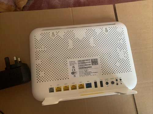 Hyperoptic - Nokia - HA-140W-B - 2.4 GHz & 5 GHz Hyperhub Wireless Router - Picture 2 of 2