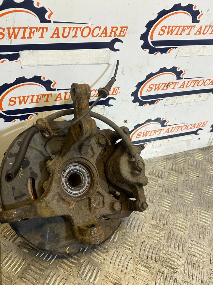 Buje rueda izquierda pasajero delantero honda insight 1,3 l gasolina n/s 2011 Foto 3 de 4