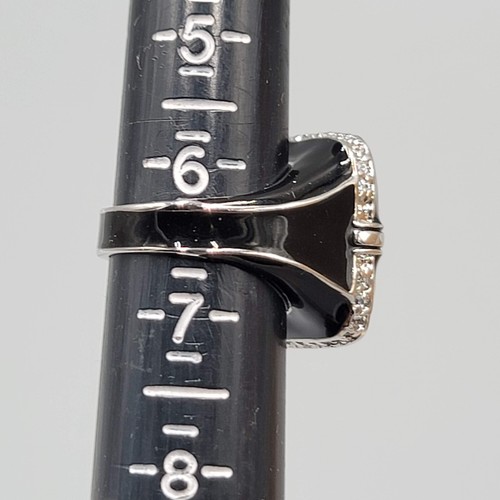 Lia Sophia Covet Ring Silver Tone Black Enamel Olivine Peridot Stone sz 6.5 - Picture 9 of 12