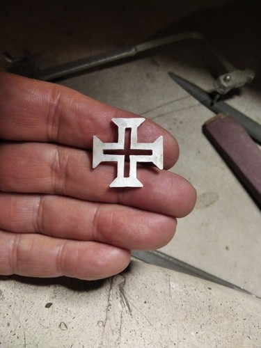Portuguese Cross in 18K GOLD - Artisan Production - Picture 5 of 5