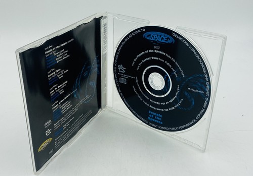 Space Female Of The Species CD D1517 - Picture 4 of 4