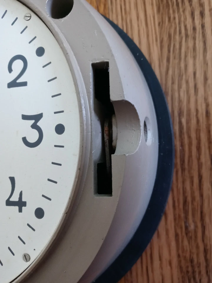 Vintage Komandirskie Estrela Vermelha CCCP Relógio Submarino Russo - Tem Movimento Anos 1960 - Imagem 3 de 4