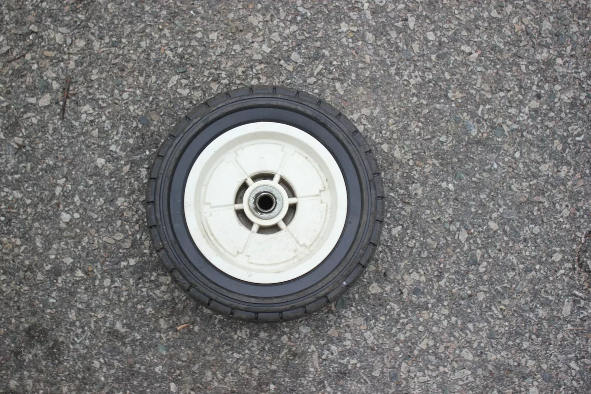 HONDA HR195 pair of front wheels