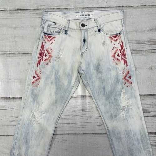 Etienne Marcel Jeans Women's 29 Blue Distressed Denim Embroidered Boho Acid Wash - Picture 3 of 11