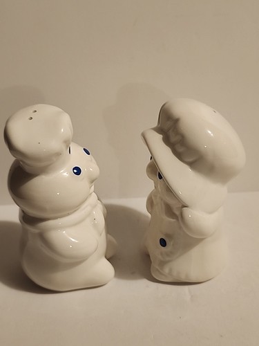 Vintage Set Pillsbury Doughboy Poppin & Poppie Fresh Salt & Pepper Set Shakers - Picture 4 of 12