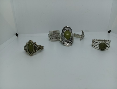 Paparazzi jewelry lot 5  Rings Silver Green Rhinestone Sparkle L6 - Picture 2 of 5