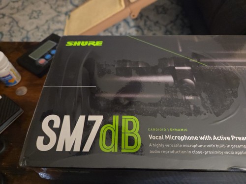 SEALED - Shure SM7dB Dynamic Vocal Microphone w/ +28dB Built-in Active Preamp - Picture 3 of 12