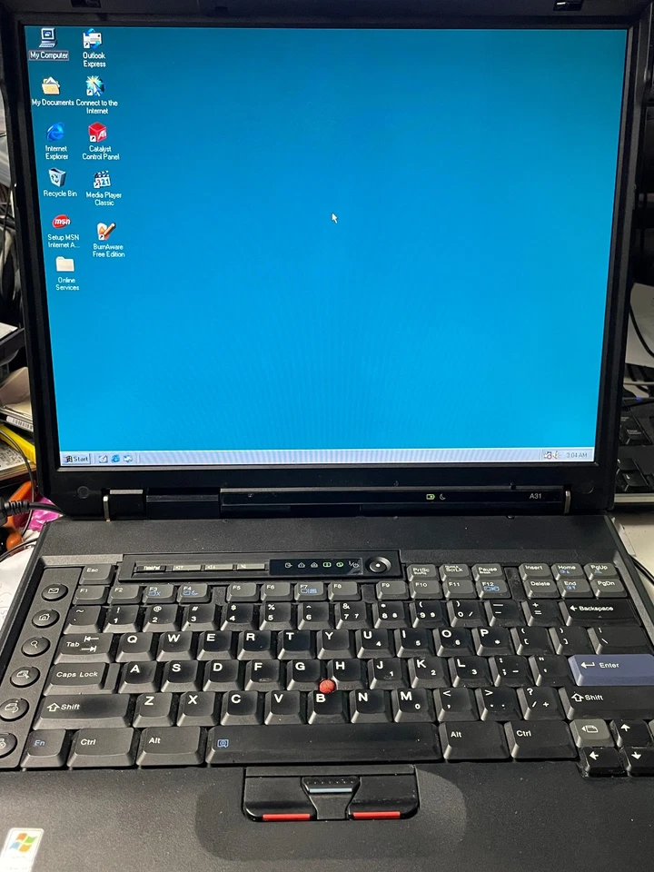 IBM ThinkPad A31 Windows 98SE w/ USB Support DVD-ROM + FDD 30GB Serial Parallel - Image 3 of 4