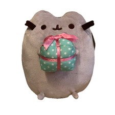 NWT GUND Claire  s Exclusive Present Pusheen Gift Package 9  2017, So Cute 