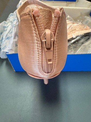 Zapatos de tacón de encaje rosa para mujer De Blossom Collection 9M - Imagen 2 de 2