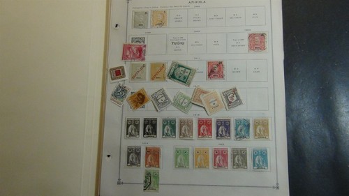 Stampsweis Angola stamp collection on Scott Intl pages est 323 stamps to 2011 - Picture 1 of 15