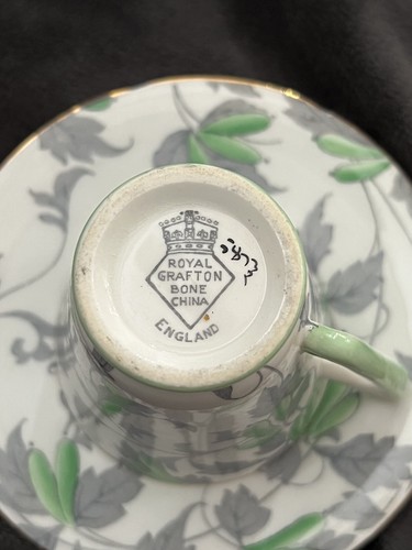 6 Sets verschiedene Vintage China Demitasse Tassen und Untertassen - Bild 16 von 22