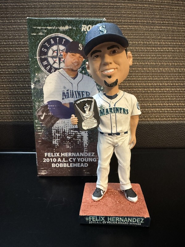 Felix Hernandez Cy Young Bobblehead Stadium Giveaway Seattle Mariners NIB MLB