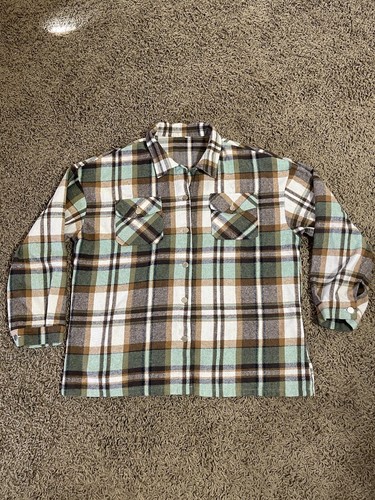 Shein Curve plaid flannel shirt jacket 3XL green tan white
