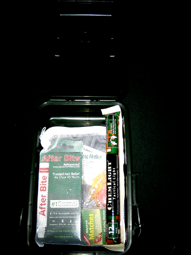 MTM DRY BOX HUNTING/CAMPING/HIKING * + EXTRA'S--KIT MADE IN USA REG.$26.50 - Picture 4 of 8