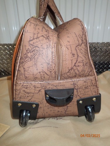 Patricia Nash Sibillini Small Trolley Bag Luggage-Riot Rust Map Print-NWT-$299.9 - 第 11/21 張圖片