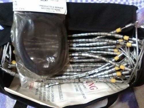 New Pair Quality Cobra Cable ® 1042 Ladder Tire Snow Chains With Tighteners - Picture 3 of 4