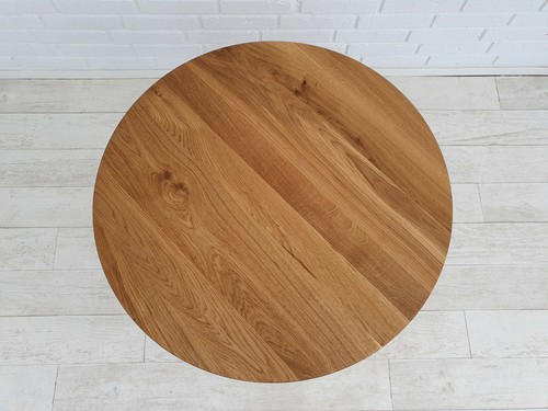 Danish design, brand new coffe table, Ø 89 - 90cm, oak wood, Design Award - Picture 4 of 12
