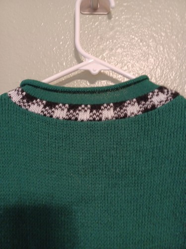 Vintage kids/youth girls knit Panda Sweater Size M/M (10/12) Used As-Is - Picture 7 of 9