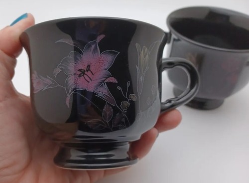 Taza de té de prado de jardín de ébano Mikasa color tendencia flores de lirio negro x 2 - Imagen 8 de 8