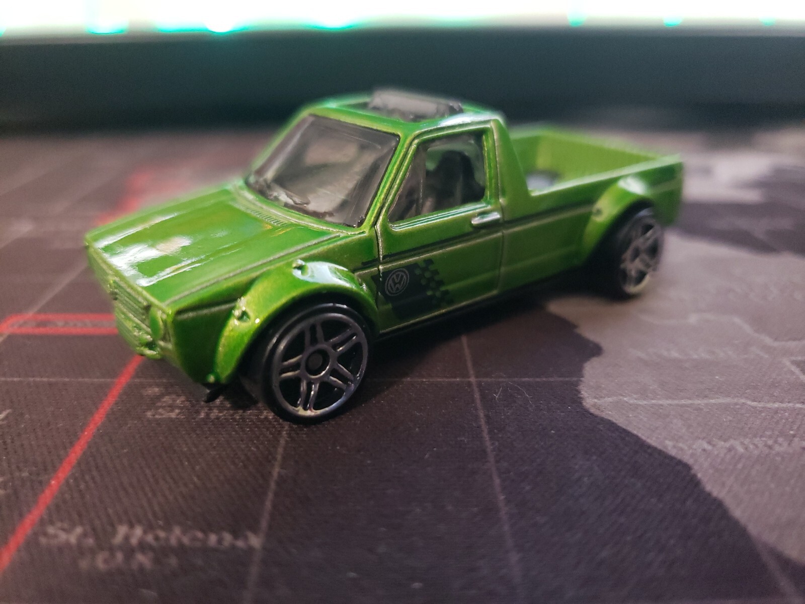 Picture 3 of 8