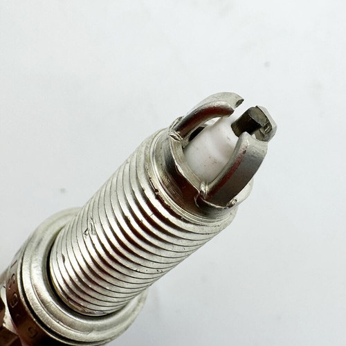 Bosch Set of 6 Spark Plugs ZGR6STE2 For BMW F01 E60 E71 E89 E90 Pre-Gapped - Picture 13 of 15
