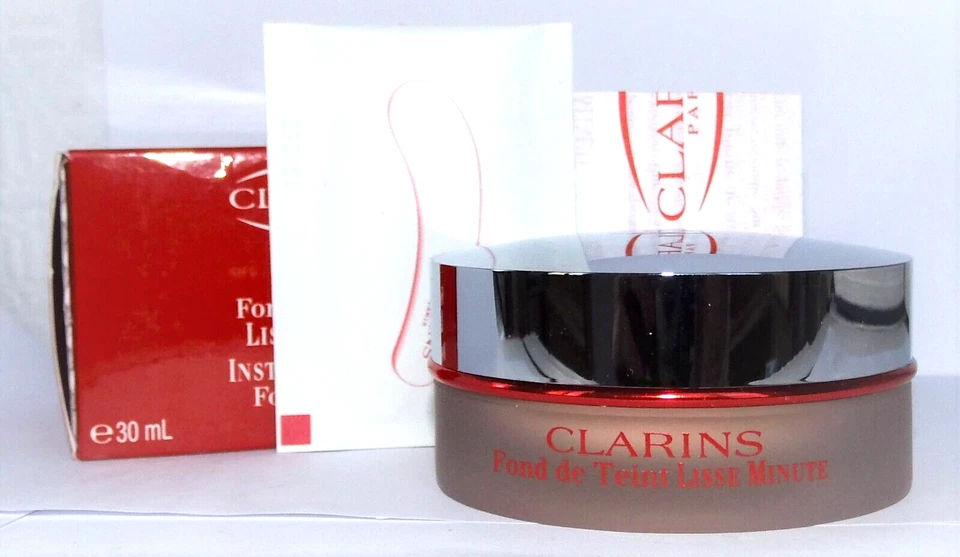 Clarins Instant SMooth Foundation  02 Nude Peach 30ml - Bild 2 von 2