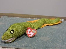 2000 Ty Beanie Baby Morrie the Eel that has a stamp on the tag 482E7E74