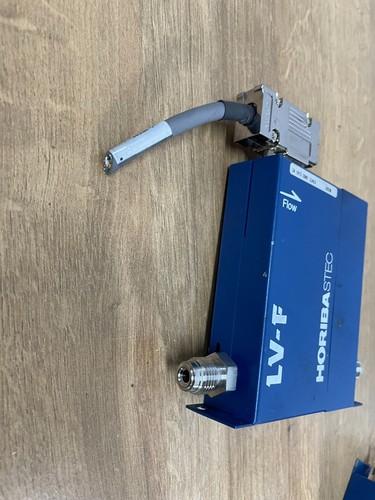 HORIBA STEC LV-F60P MASS FLOW CONTROLLER, ZyALD, 50CCM - Afbeelding 4 van 6