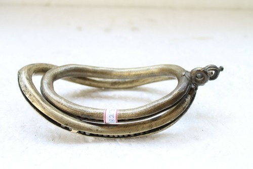 Antique Old Handcrafted Brass Beautiful Camel Leg Bell Bracelet Anklet NH4823 - Picture 6 of 10