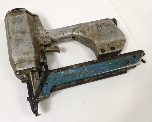BeA 14/50-16011 Druckluftnagler Klammergerät Tacker max. 8 atü, 120 psi - Picture 2 of 6