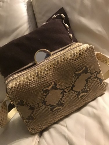 NEVER USED VINTAGE RENE' LUXURY LEATHER PYTHON BAG - Picture 3 of 4