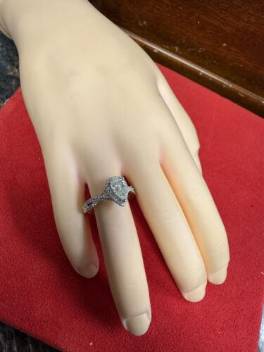 Anillo de compromiso solitario de diamantes pavé SI2/H corte pera de 1,52 quilates de oro blanco de 14 quilates - Imagen 12 de 16