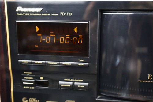 Pioneer Elite PD-F19 300 CD Changer - Testato - Funzionante - Foto 12 di 24