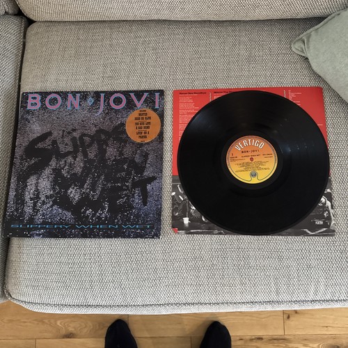 Slippery When Wet By Bon Jovi - 12" - PolyGram Records - 1986 Vinyl Record - Picture 1 of 4
