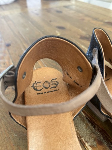 Eos Cuba Mid Heel Black Leather Women's Sandal Shoes Size 38 EUC Made n Portugal - Picture 4 of 5