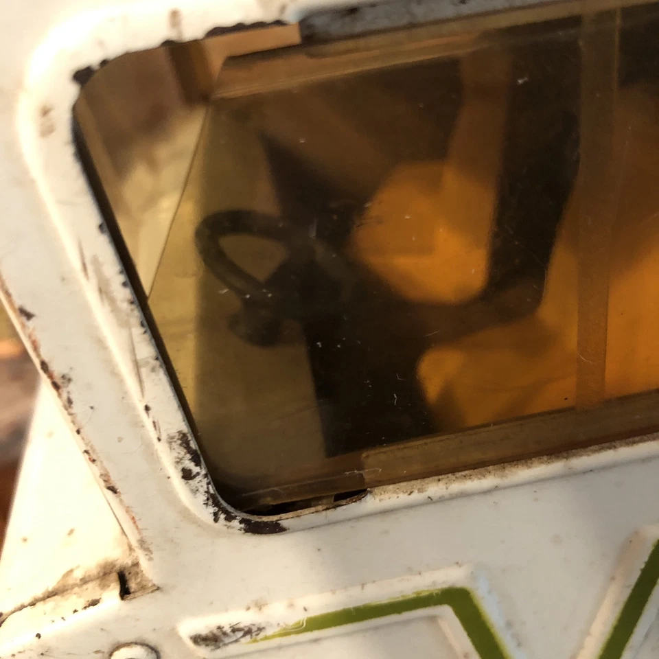 Autocaravana Tonka Winnebago Indian autocaravana de colección juguete de acero prensado EE. UU. 1970 + mamá y papá Foto 4 de 4