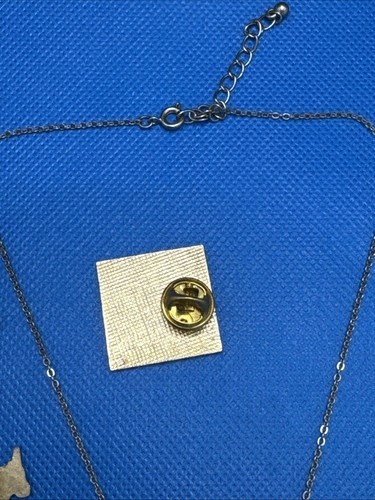 Unicorn / Pegasus Vintage Pins and Necklace - Picture 11 of 12
