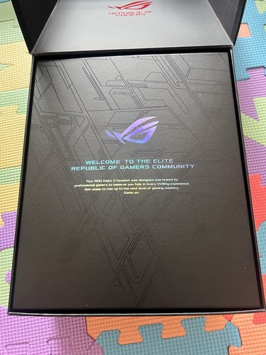 Asus ROG Delta S Wired RGB Gaming Headset with AI Noise Cancelling Mic - Afbeelding 5 van 10