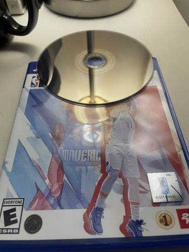 Lot of 8 - PS4 Madden23,NHL23,FIFA23,PGA2K23, NBA2K22,NASCAR HEAT2,MLB21,UFC4 - Picture 10 of 17